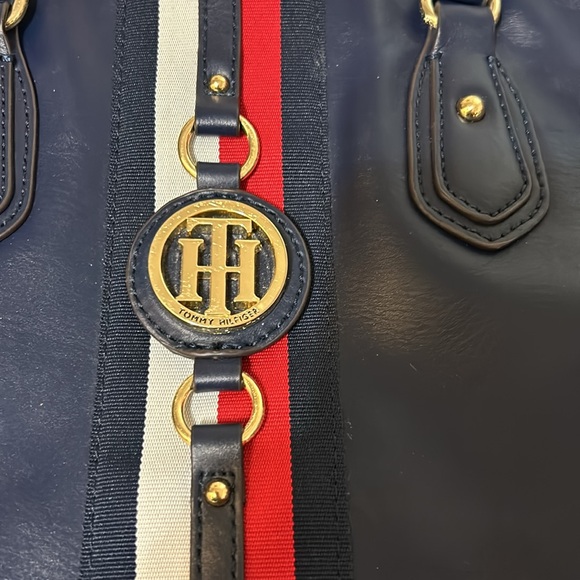 Cute Tommy Hilfiger red, white and blue purse with 2 pockets inside. - Picture 2 of 4